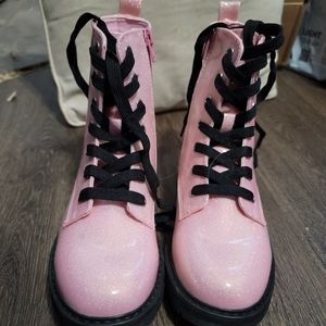 NWOT Pink Girls Combat Boots Size 4